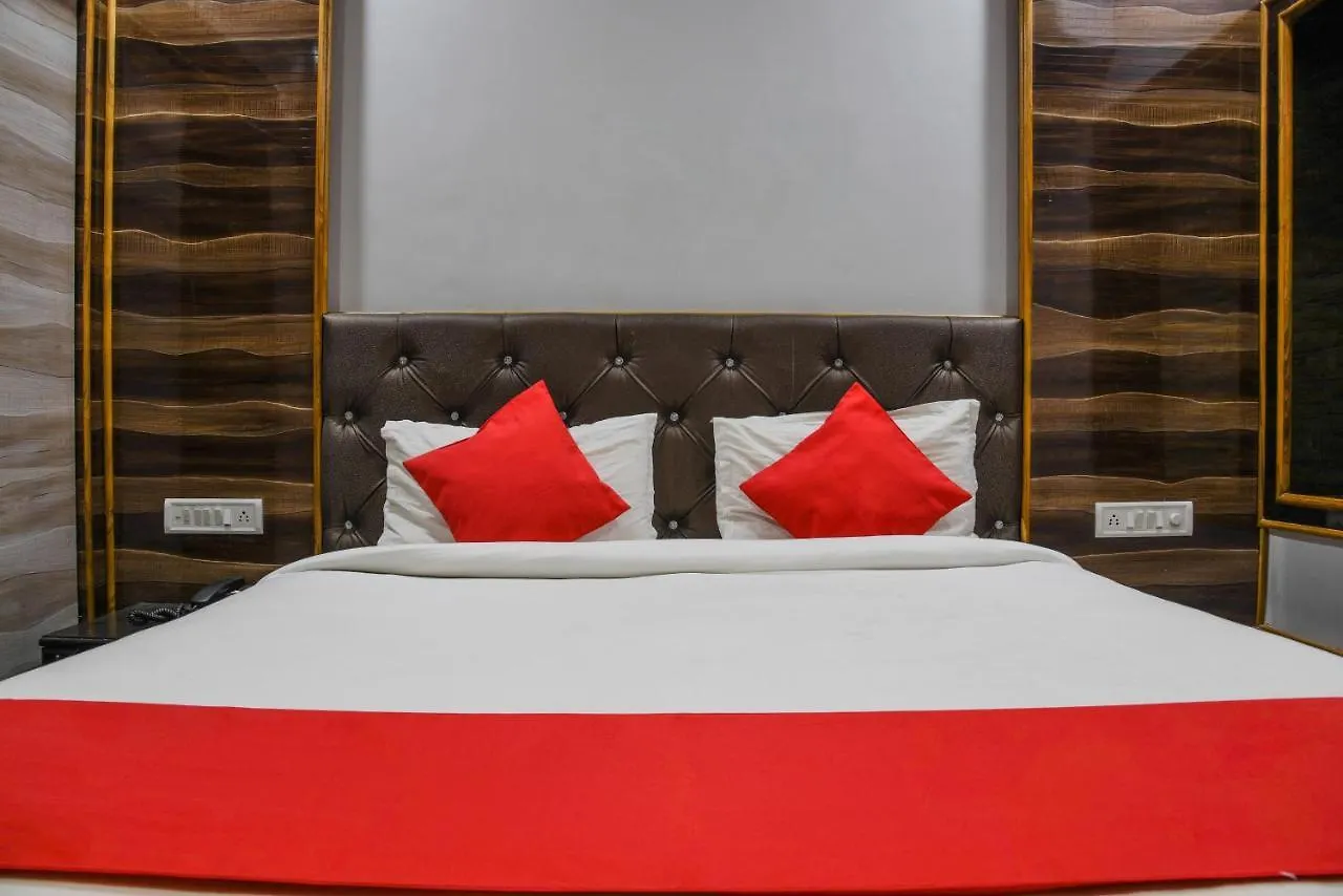 Oyo 11868 Rk Residency Hotel Udaipur