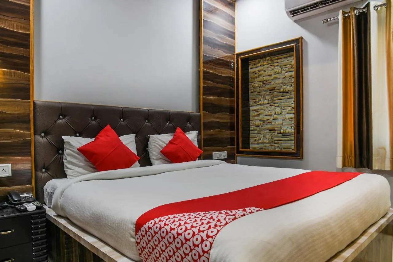 Oyo 11868 Rk Residency Hotel Udaipur