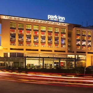 **** Hotel Park By Radisson Gurgaon Bilaspur India
